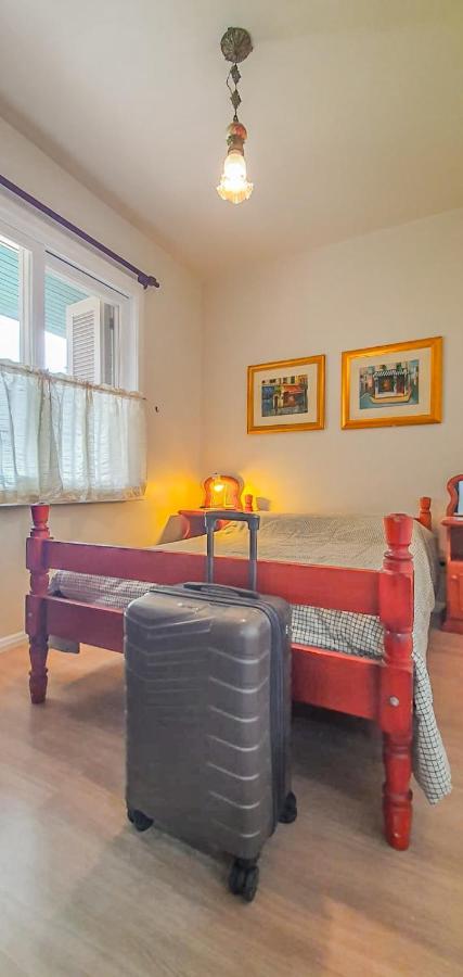 Duplex Floresta Negra - Sua Base Perfeita Em Gramado! Otima Localizacao Lagonegro 500M - 02 Quartos E 02 Banheiros Para Familia Em Condominio Fechad0, Cozinha Completa Com Garagem E Portaria 24H Esterno foto