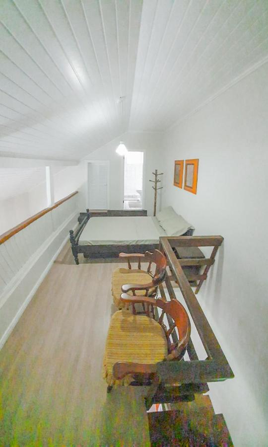 Duplex Floresta Negra - Sua Base Perfeita Em Gramado! Otima Localizacao Lagonegro 500M - 02 Quartos E 02 Banheiros Para Familia Em Condominio Fechad0, Cozinha Completa Com Garagem E Portaria 24H Esterno foto